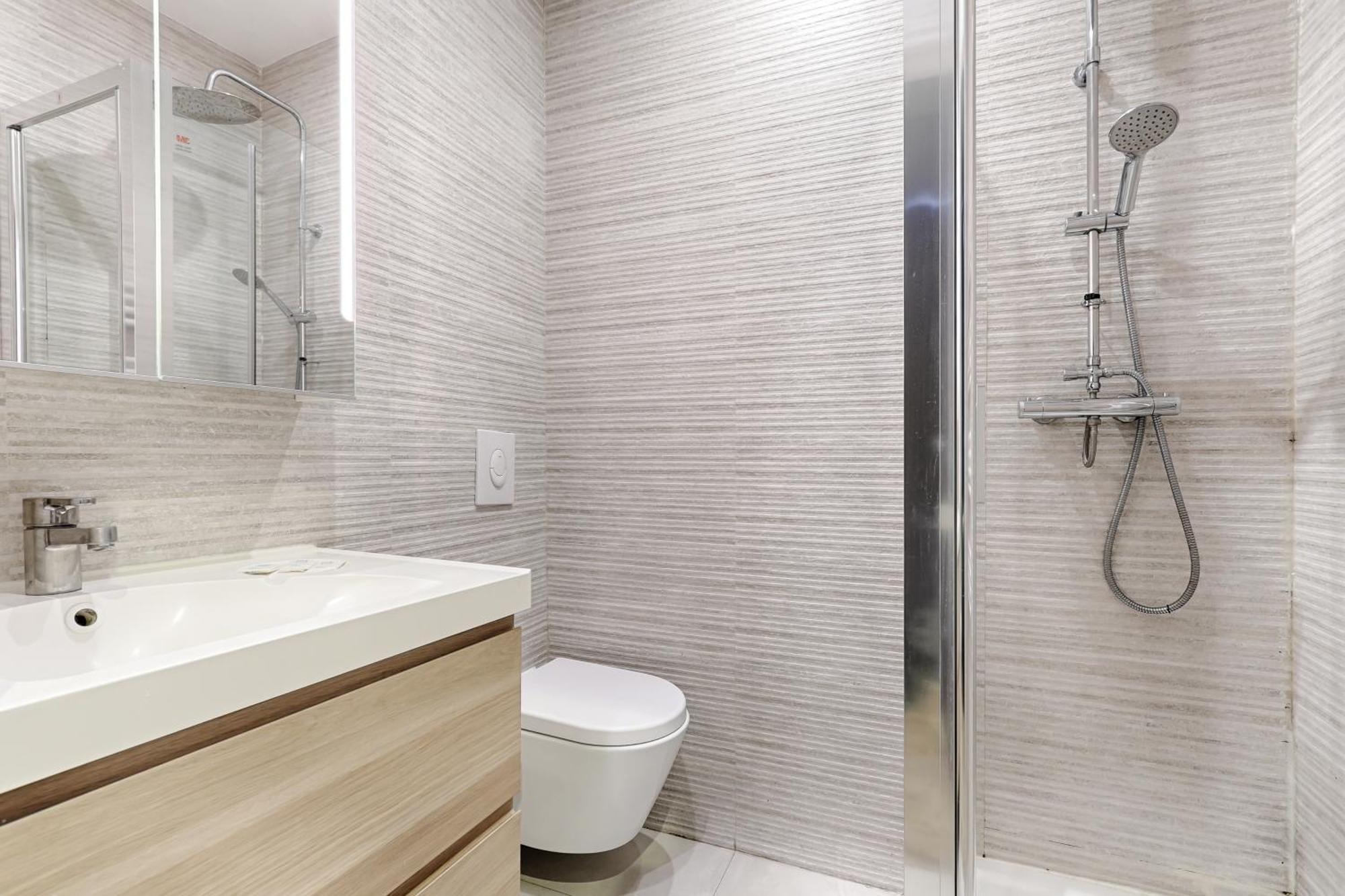 Appartement De Charme 2Br Canal Saint Martin Paris Ngoại thất bức ảnh